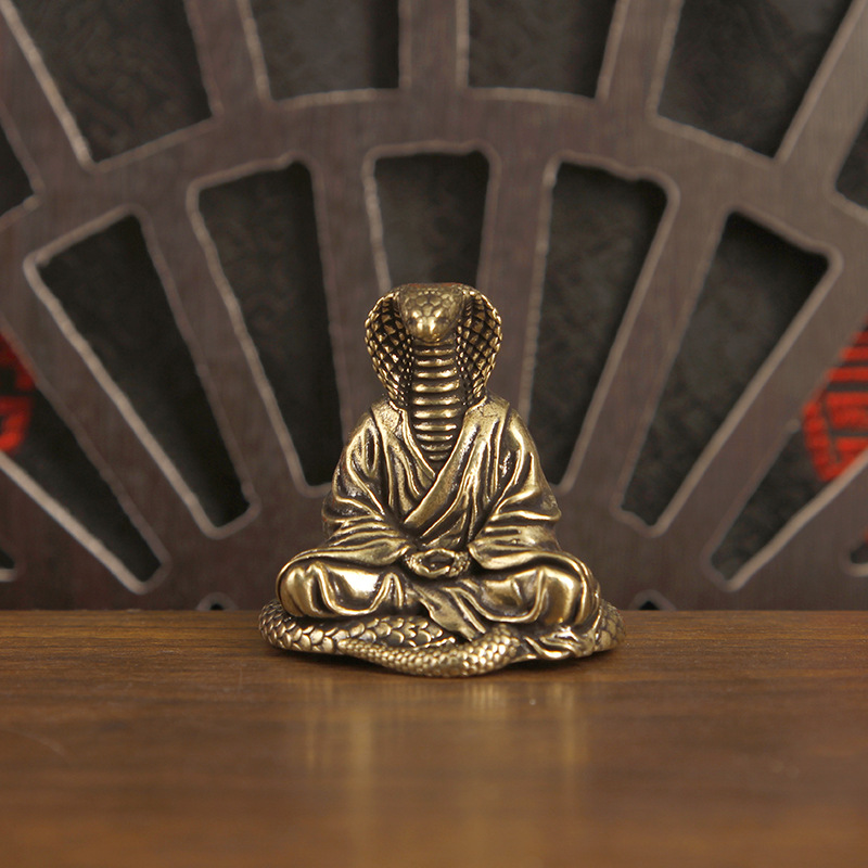 Cobra Extruder - 1 buah Ornamen Figur Ular Monster