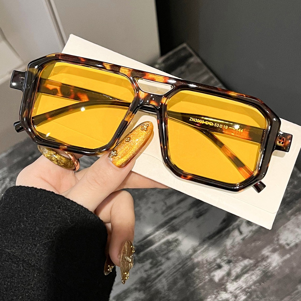 Uv Resin - Kacamata Hitam Retro Persegi Double Beam